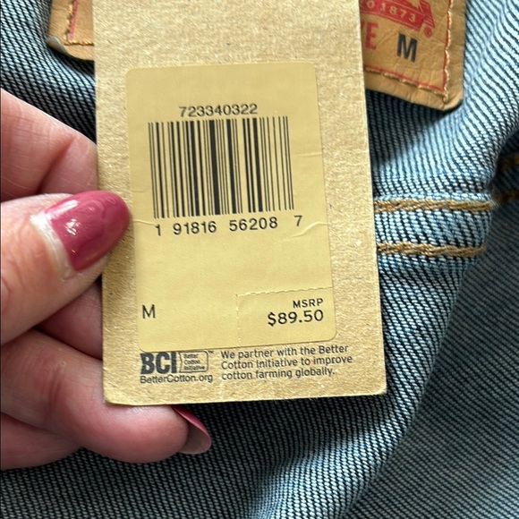 Levi's Blue Lightweight Shirt Jacket Classic Style New With Tags
Size Me… - Picture 10 of 13